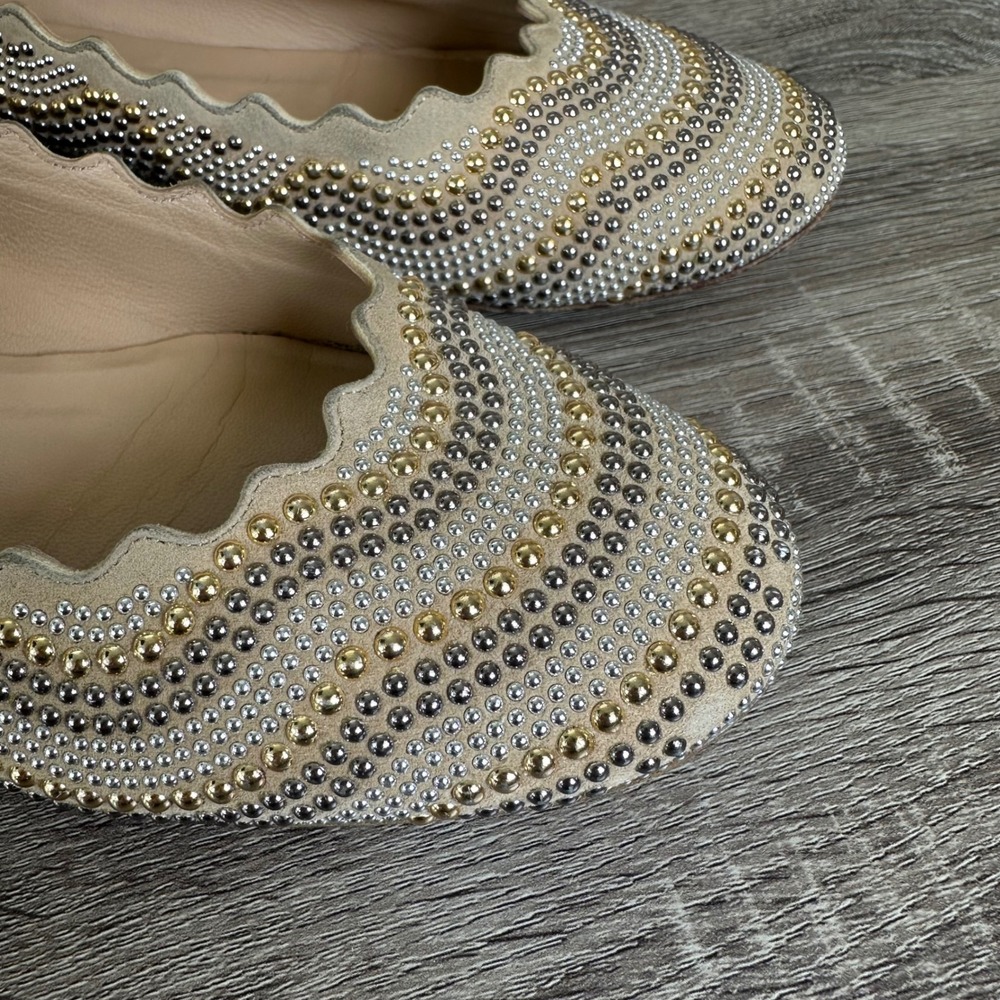Chloe Lauren Ballet Flats 8.5 / 39 Scalloped Studded Tan Suede Gold Silver - Picture 6 of 12